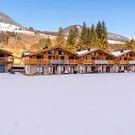 Chalet Fiif Pinzgau Wald im Pinzgau