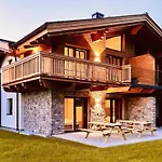 Fiif Pinzgau Chalet