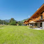 Fiif Pinzgau Chalet *