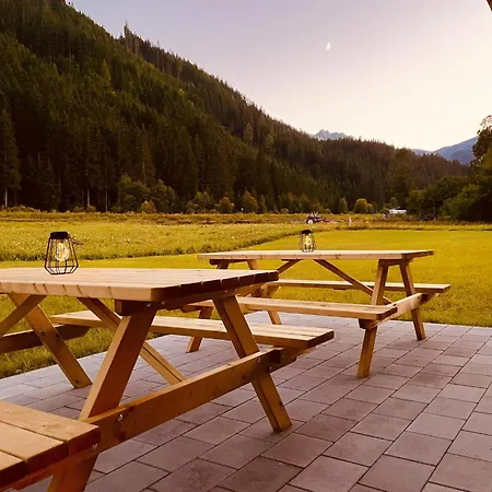 Fiif Pinzgau Chalet *