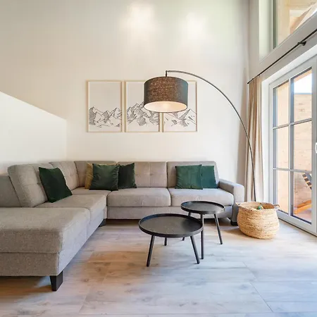 Chalet Fiif Pinzgau