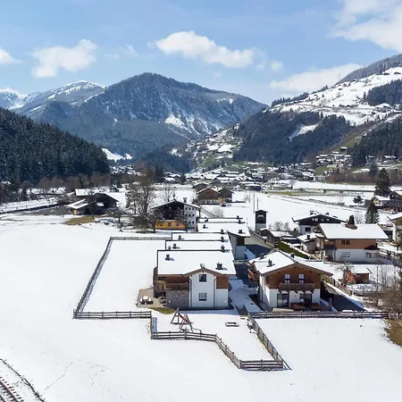 Chalet Fiif Pinzgau *